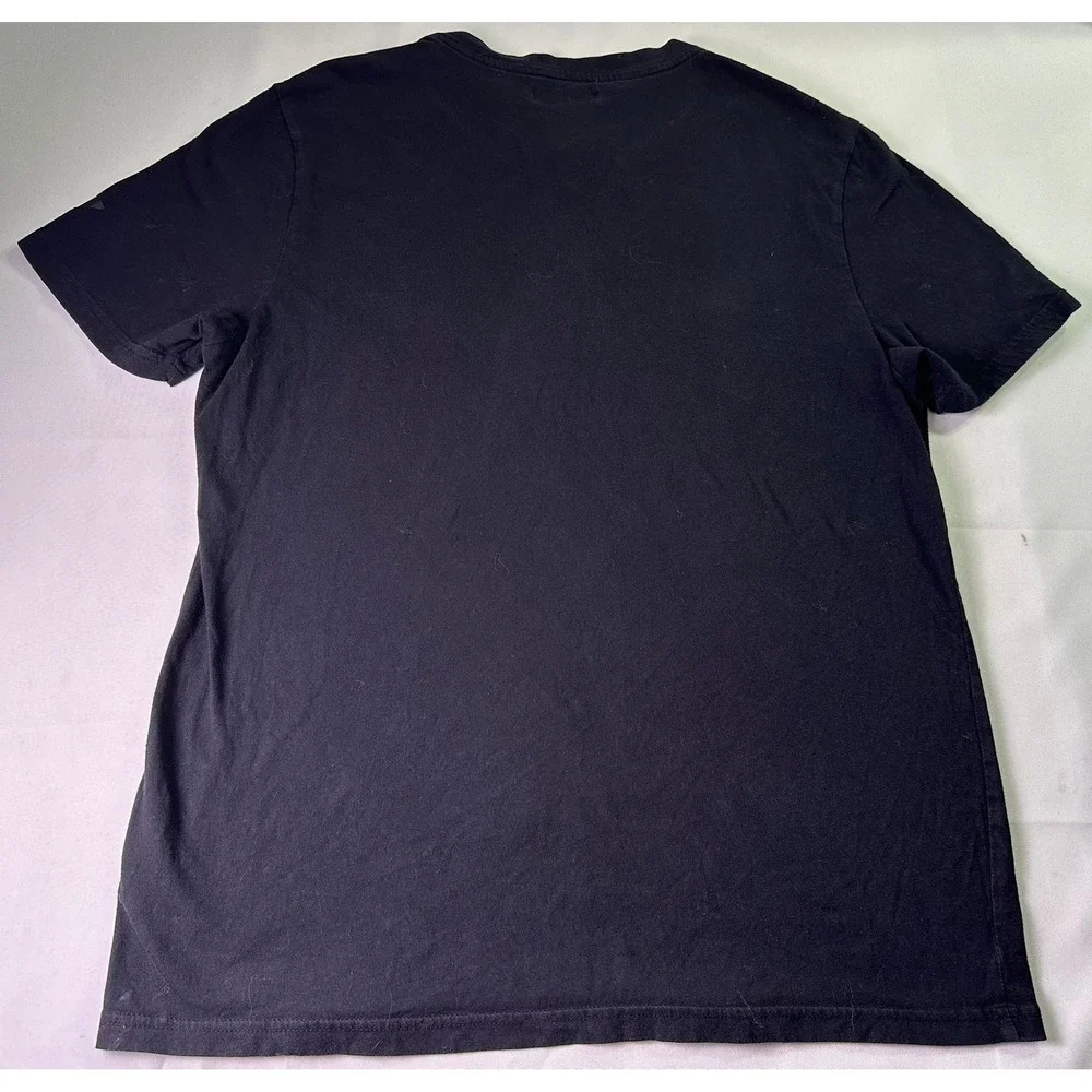 Guess Los Angeles Men's Black Henley Shirt Short Sleeve Embossed Logo Size Large - Picture 8 of 9